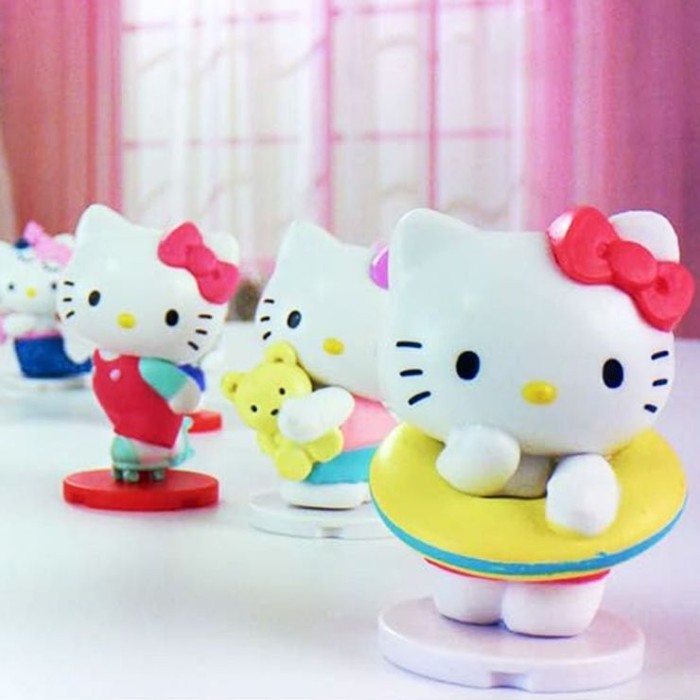 Колекційна фігурка-сюрприз «You-You. Гарнюні Hello Kitty» 5х5х5 см, в асортименті, у дисплеї
