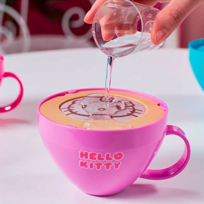 Колекційна фігурка-сюрприз «Hello Kitty. Капучино» 10х10х7 см, в асортименті, у дисплеї