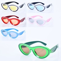 Окуляри сонцезахистні 15 см, в асортименті, у пакеті 15х5х3,5 см