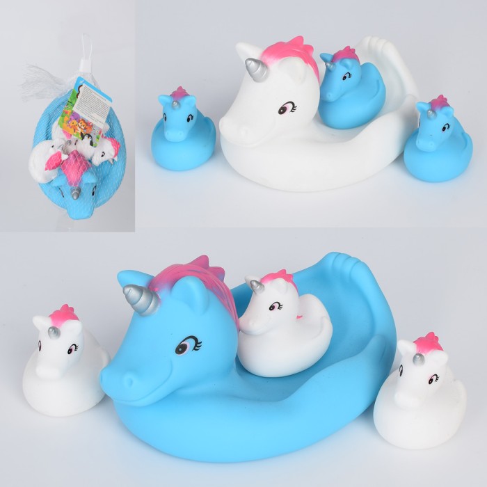 Набір для купання «Єдиноріг» з 4 фігурок: одна 17 см та три по 5,5 см, в асортименті, у сітці 18х10х12 см