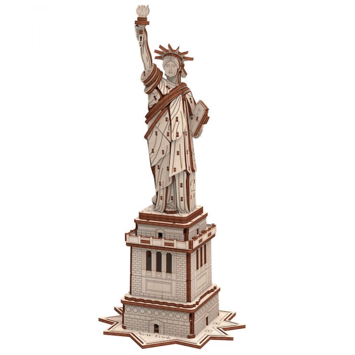 Дерев'яний 3D-конструктор «Статуя Свободи» на 109 деталей у коробці 24х18х3 см, ТМ Умняшка