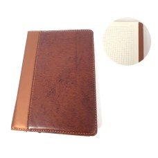 Блокнот А5 на 145 аркушів у клітинку з обкладинкою зі шкірзаму, ТМ Leader