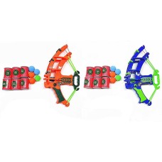 Лук 34х20 см з 5 м'якими кулями по 3,5 см, 6 мішенями по 5,5 см, в асортименті, у пакеті 28х34х7 см.