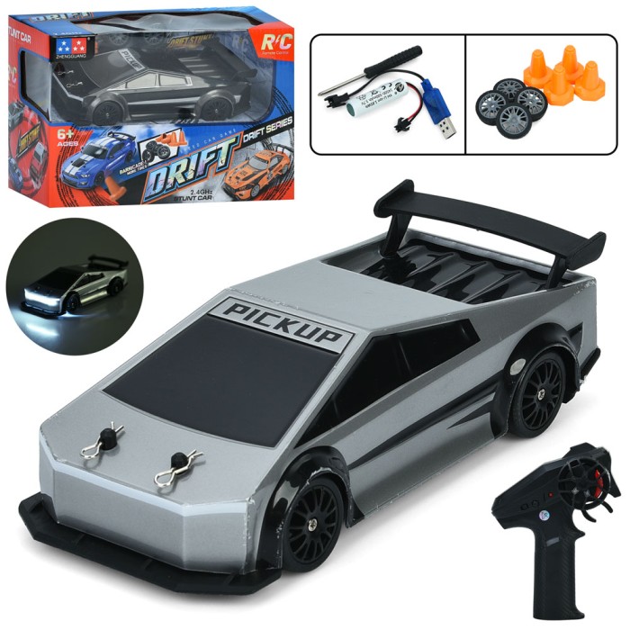 Машина 18 см р/к 2,4ГГц на акумуляторорі із світлом, дорожніми знаками, можливістю дріфту, додатковими колесами, USB