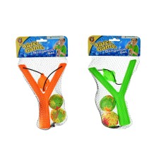 Рогатка та 2 м'ячі, у сітці