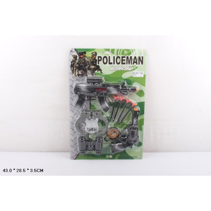 Набір поліцейського: 2 види зброї, наручники, бінокль, компас, снаряди на присосках, на планшетці 43х28,5х3,5 см
