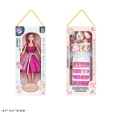 Лялька 30 см у стильній сукні з аксесуарами, у коробці 15х15х35 см