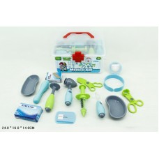 Набір лікаря на батарейці: шприц, стетоскоп та аксесуари, у коробці 24х16х14 см