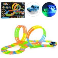 Трек 375 см на 135 деталей зі світлом та машинкю 9,5 см, на батарейці, у коробці 54х35х7 см