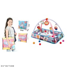 Килимок для немовлят з брязкальцями та кульоками, у сумці 42х38х6,5 см